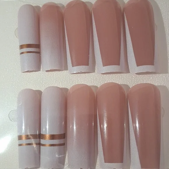 Cute Press On Nails - Picture 1 of 2